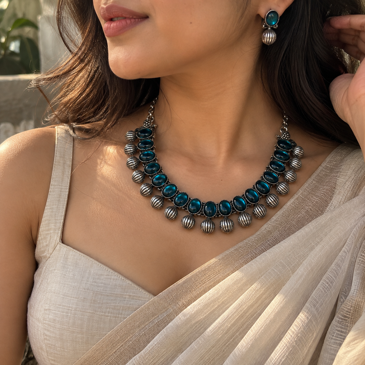 Green stone oxidised necklace set
