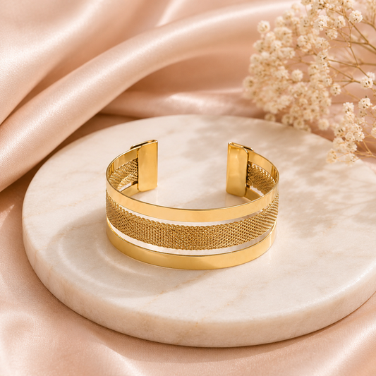 Timeless Teardrop Bracelet